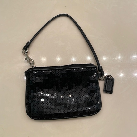 Y2K Coach wristlet - Picture 4 of 6